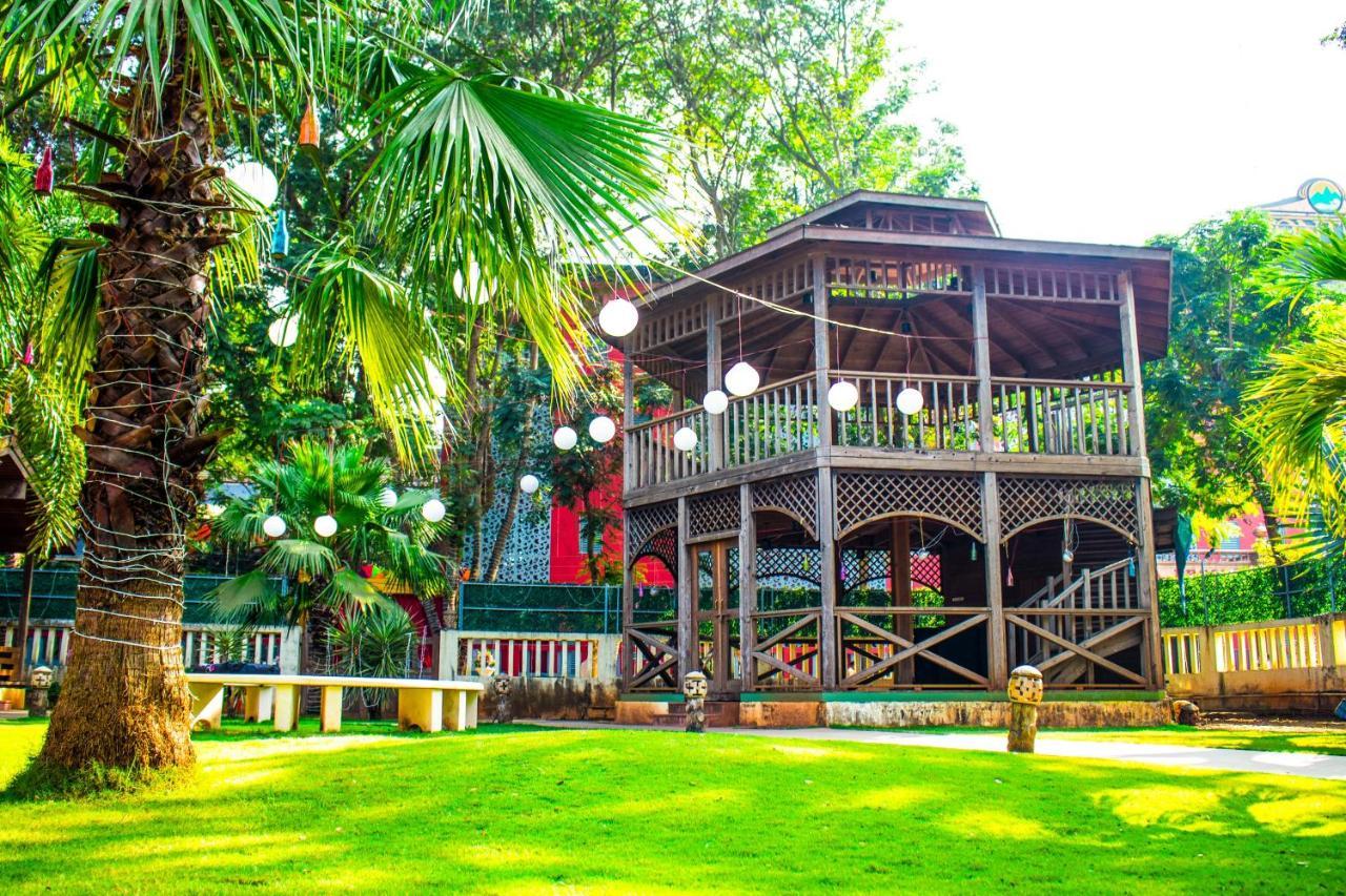 Monteria Resort Chauk Kültér fotó